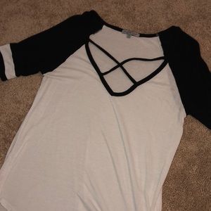 Black and white T-shirt